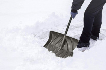 Какие бывают снеговые лопаты? Промаг