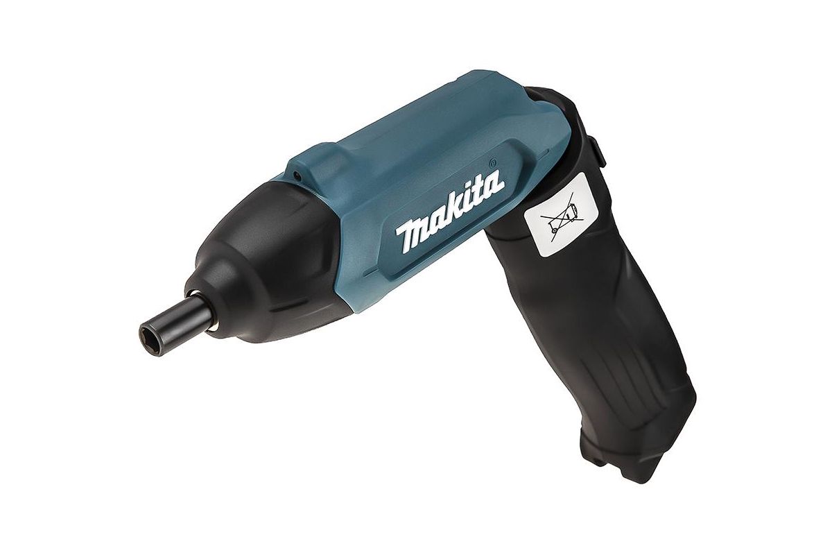 Отвертка ак,3.6В,встр1.5АчLi-ion,220об\мин,4Нм,0.36кг,чем,н-р акс 81шт,подсв,USB шнур